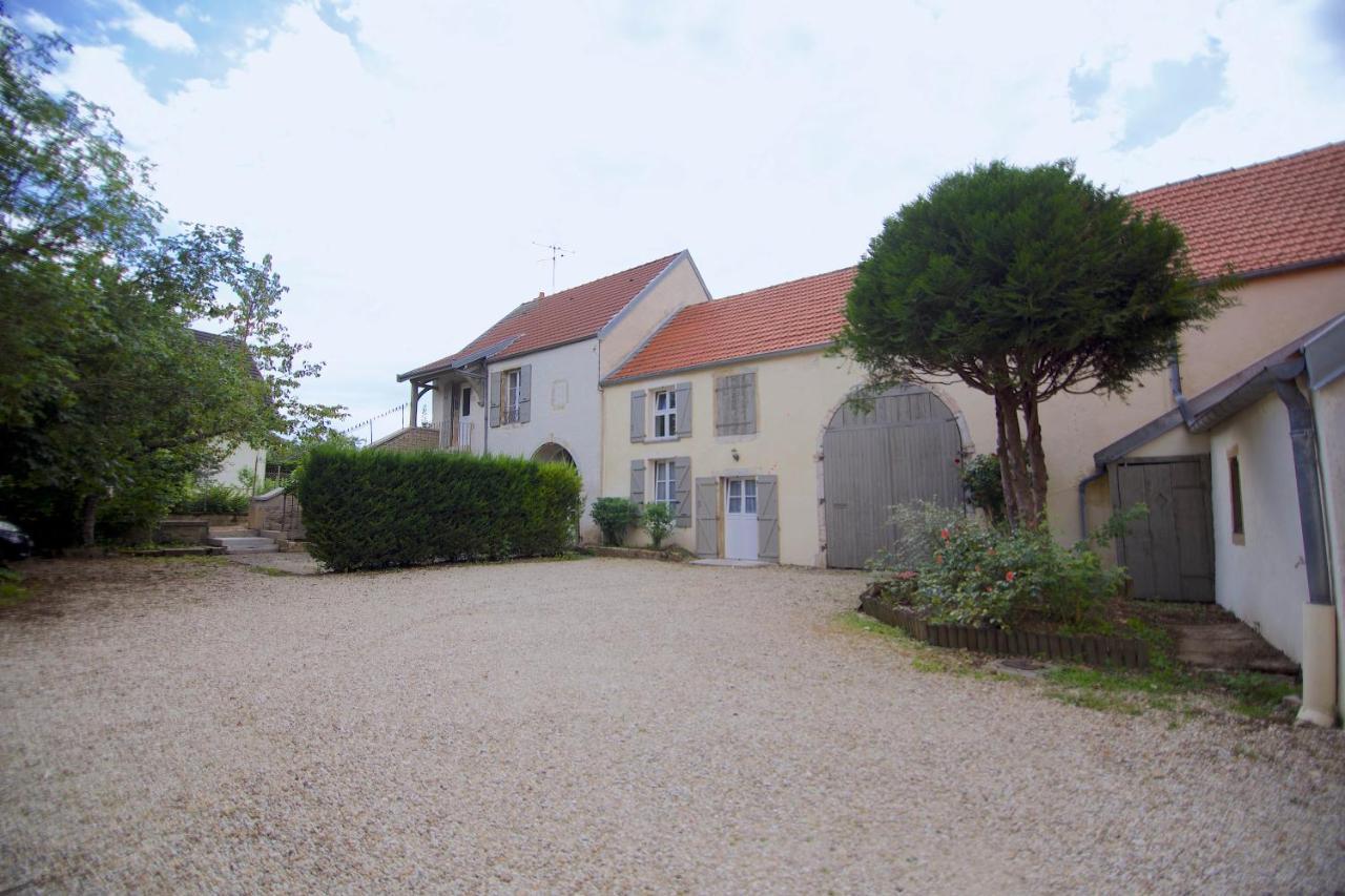 By Les Climats - Au Coeur Du Vignoble - Fixey Fixin