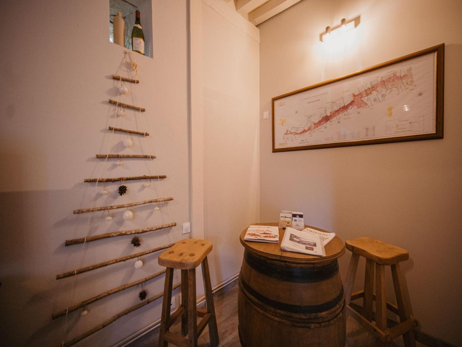 By Les Climats - Au Coeur Du Vignoble - Fixey * Fixin